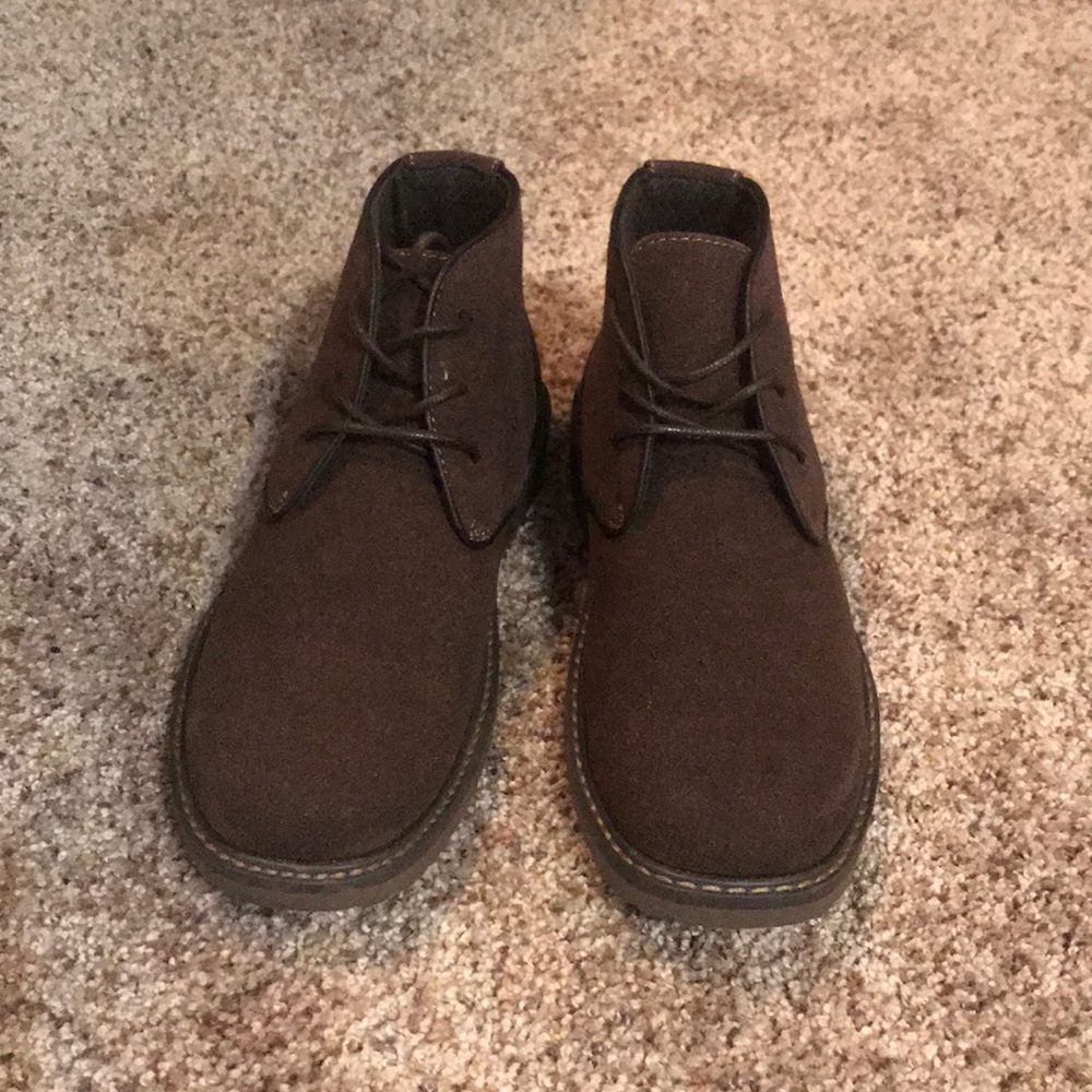 New Kenneth Cole Reaction Boys Boots size 4
